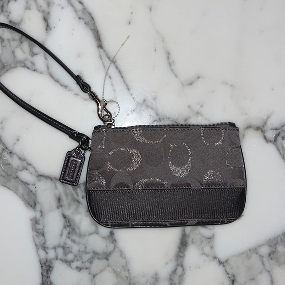 Coach Handbags - Coach wristlet- like new condition